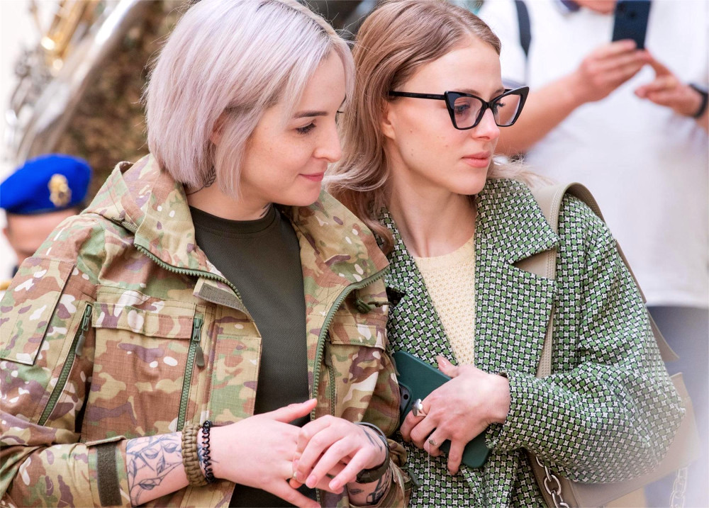 4049 image for slide