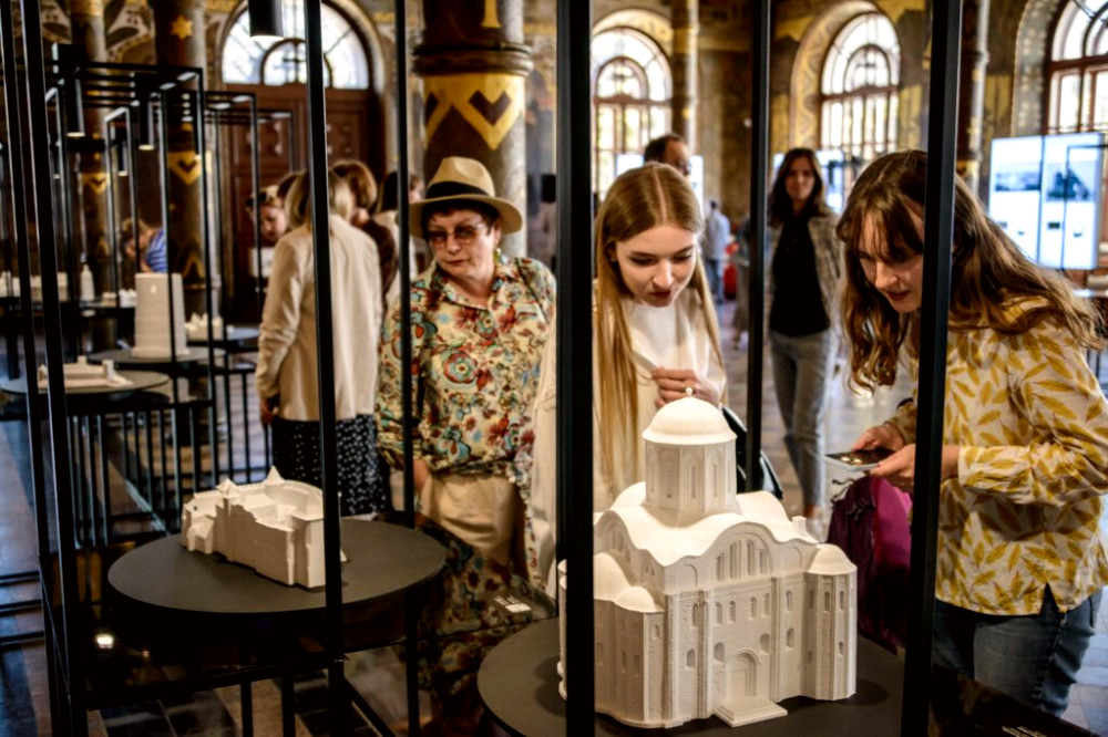 7731 image for slide