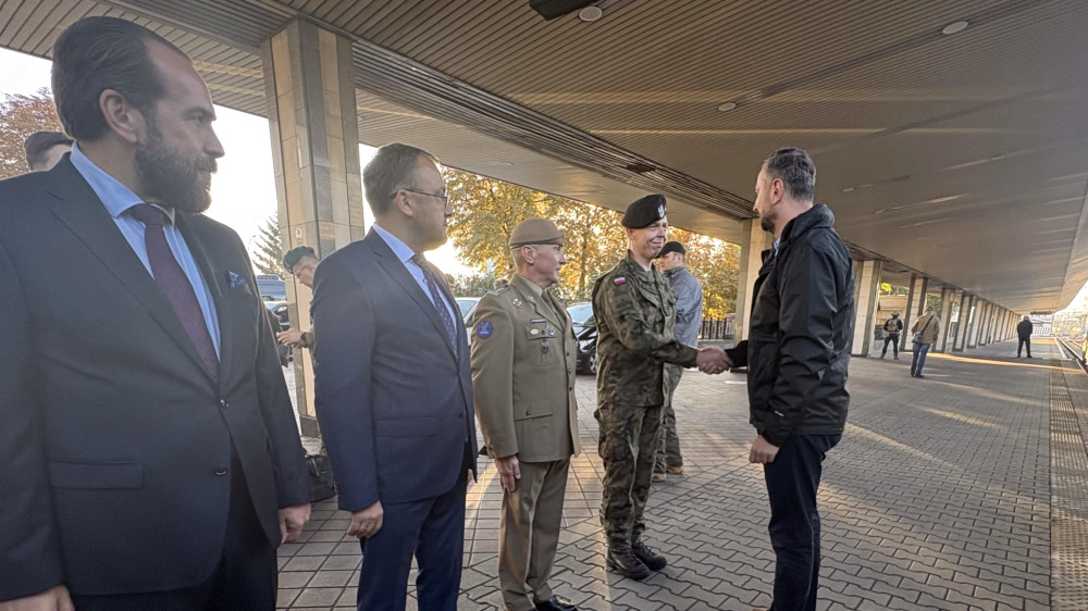 8340 image for slide