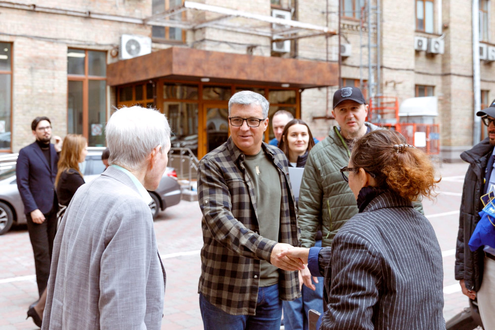 8566 image for slide