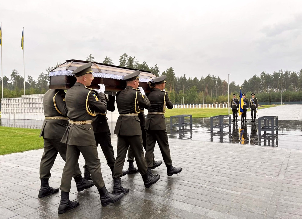 8718 image for slide