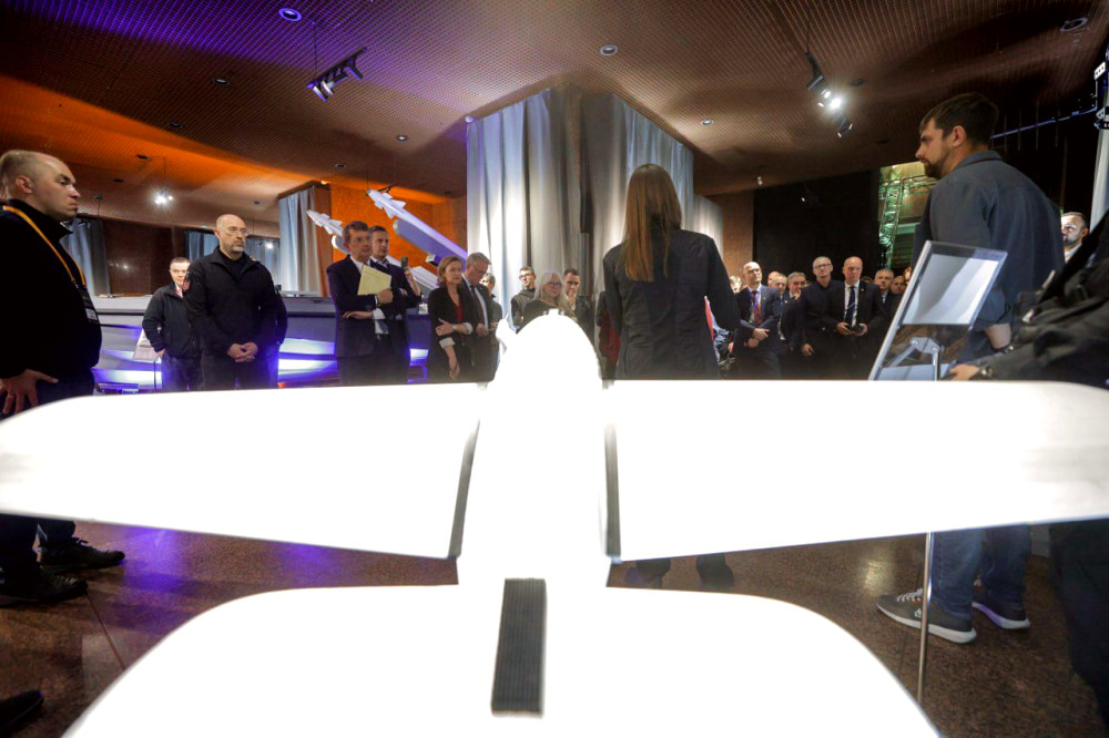 8922 image for slide