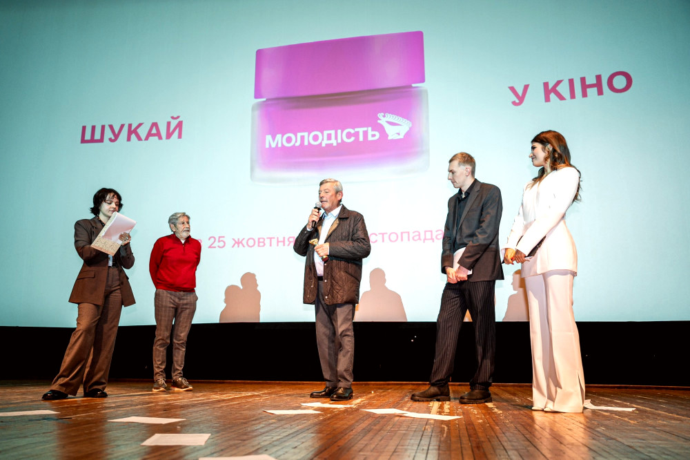 9383 image for slide