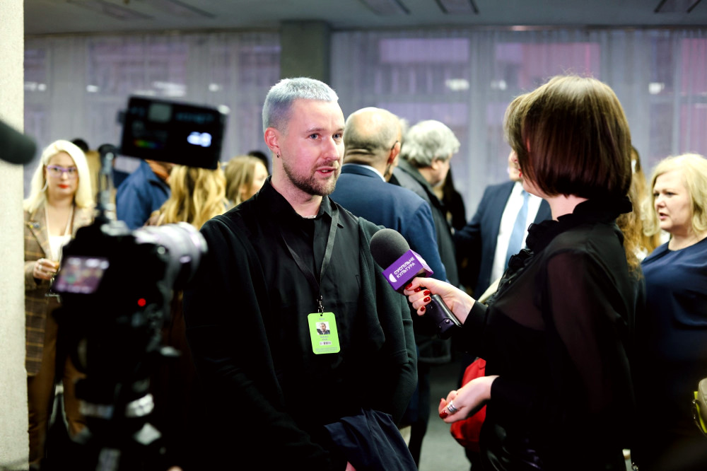 9384 image for slide